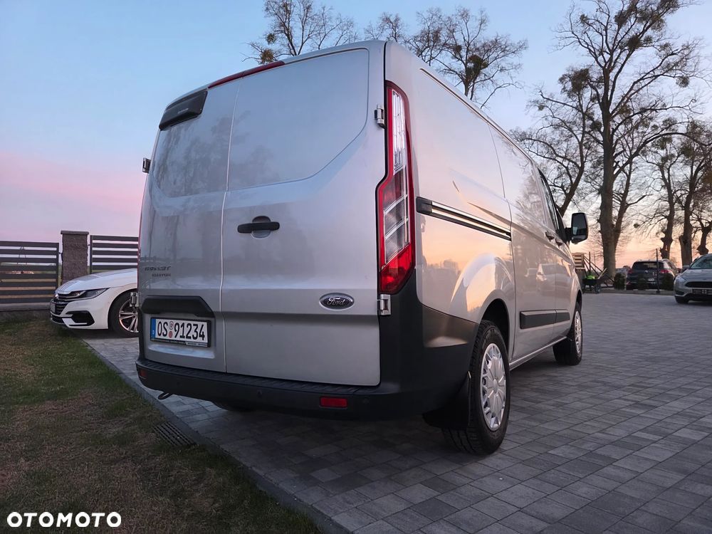 Ford Transit Custom - 8