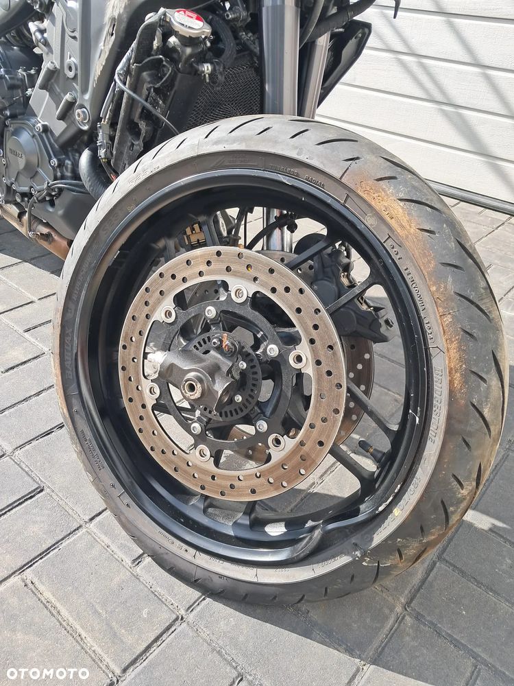 Yamaha MT - 11