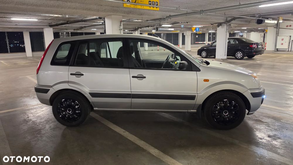 Ford Fusion 1.4 Trend - 4