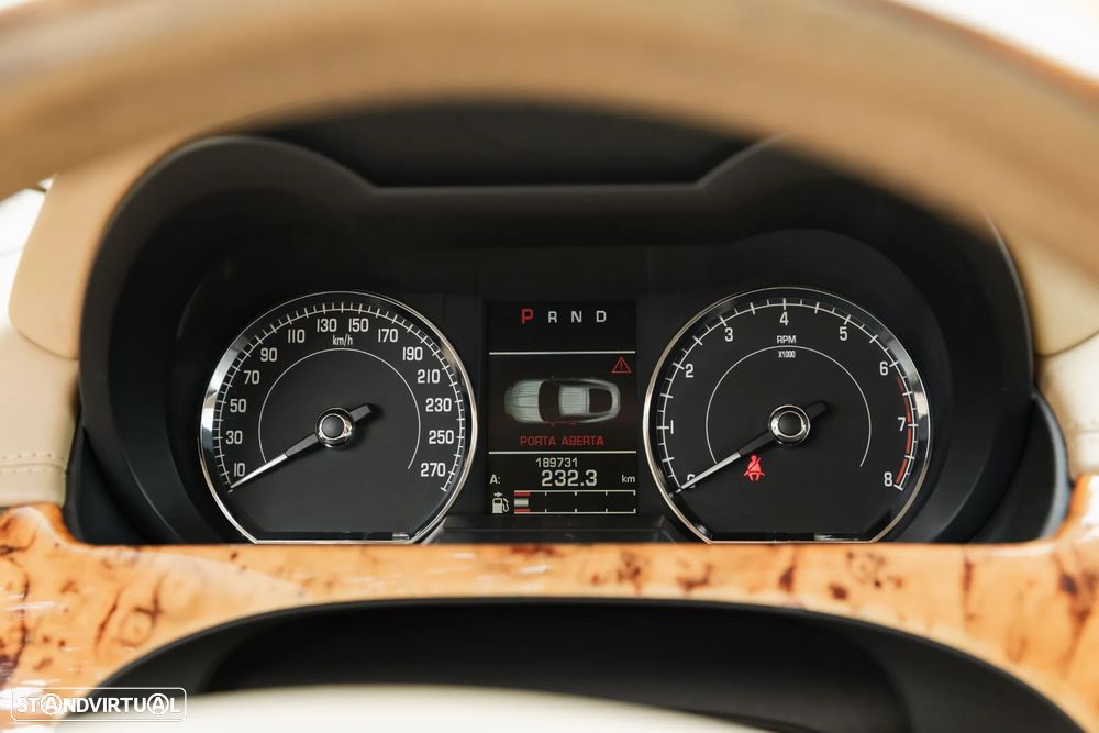 Jaguar XK XK8 Coupe - 23