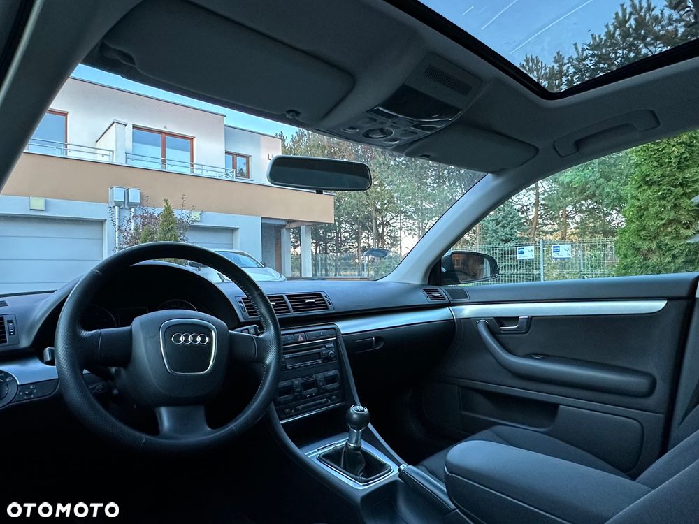 Audi A4 Limousine - 2