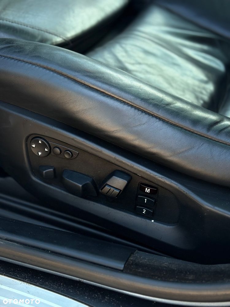 BMW Seria 5 525d Edition Exclusive - 14