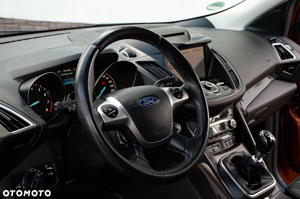 Ford Kuga 1.5 EcoBoost 2x4 Individual - 17