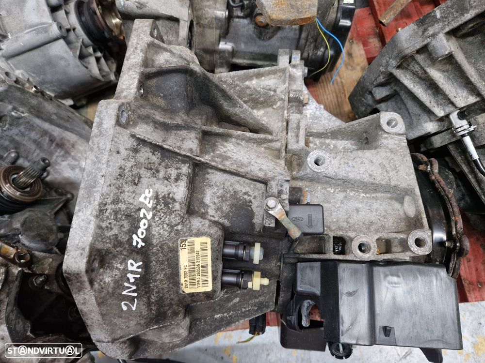 Caixa de 5 velocidades manual 2N1R 7002 EC FORD FIESTA 1.4 TDCI - 1