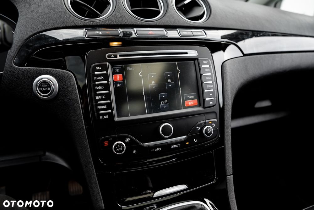 Ford Galaxy 1.6 EcoBoost Trend - 34