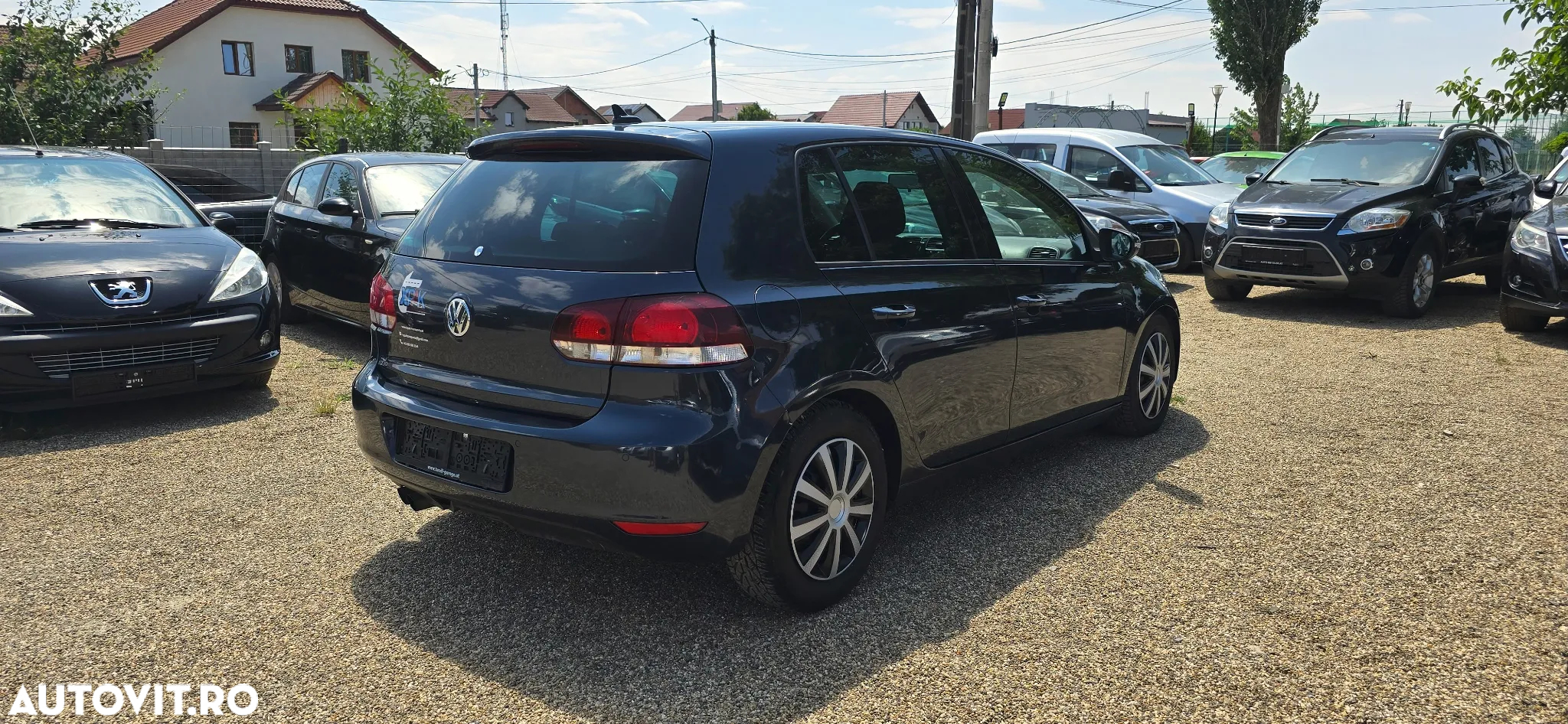 Volkswagen Golf 2.0 TDI Highline - 4