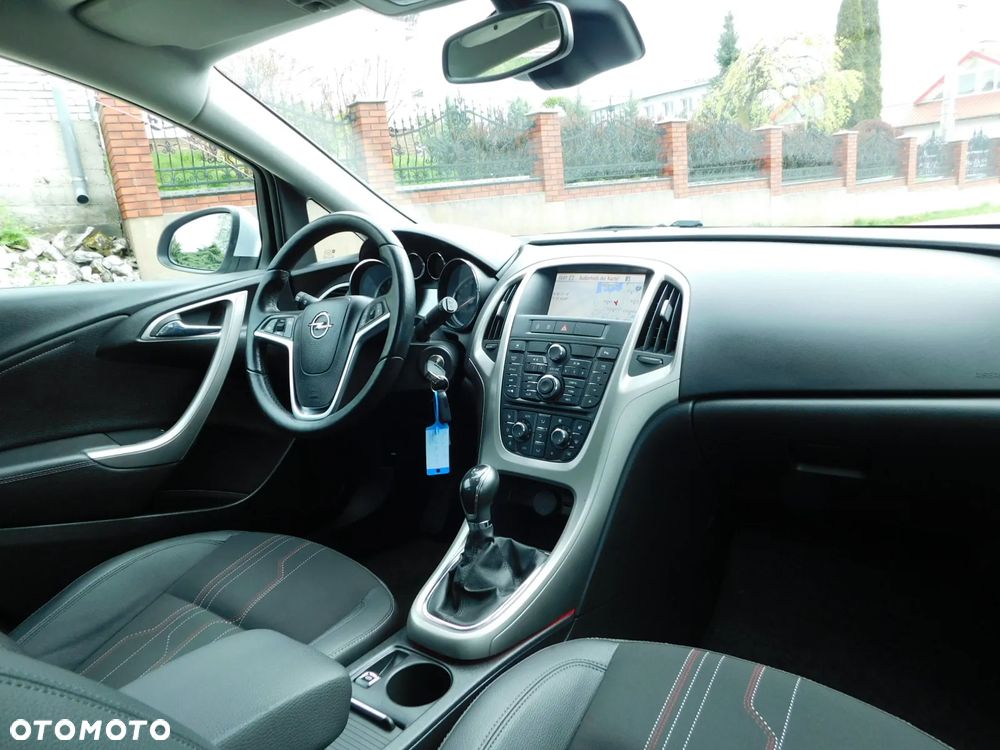 Opel Astra 1.4 Turbo Innovation - 15