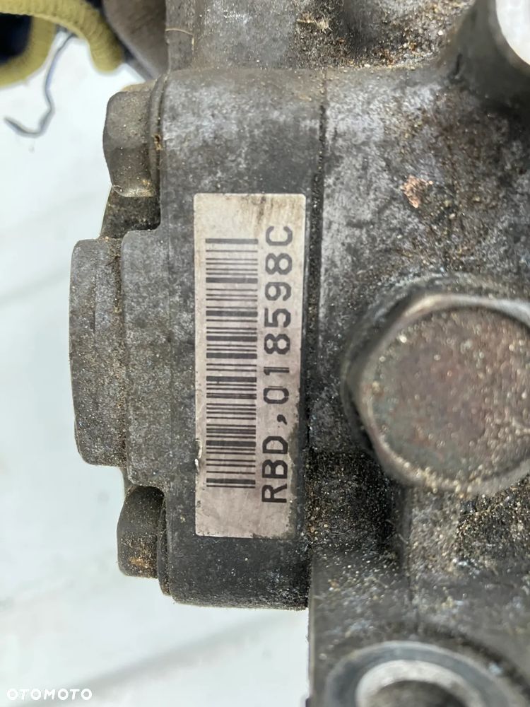 Pompa wspomagania HONDA ACCORD VII 2.2 diesel I-CTDI 2004r - 4
