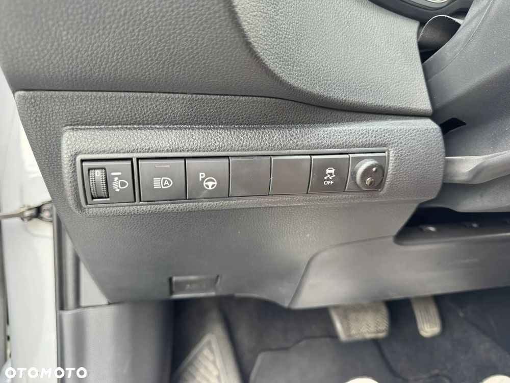 Toyota Corolla 2.0 Hybrid GR Sport - 18