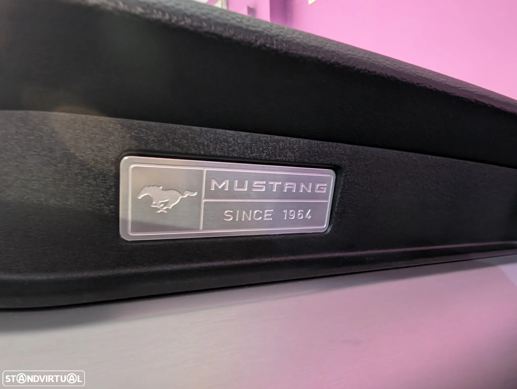 Ford Mustang Cabrio 2.3 Eco Boost - 21