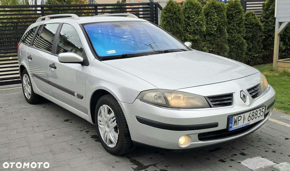 Renault Laguna 1.9 dCi Confort Dynamique - 8