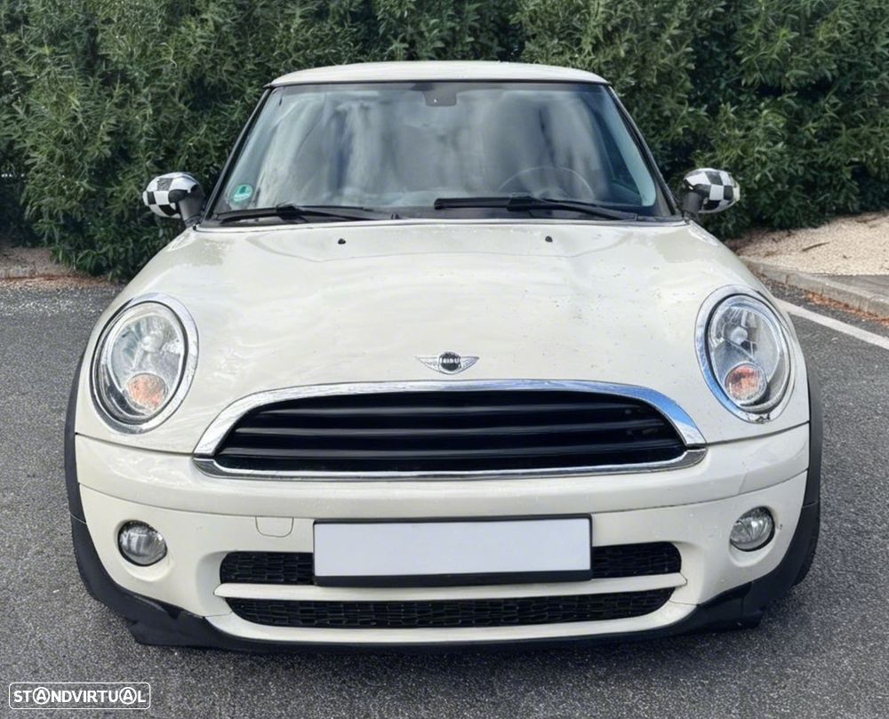 MINI 3 Portas Cooper D - 6
