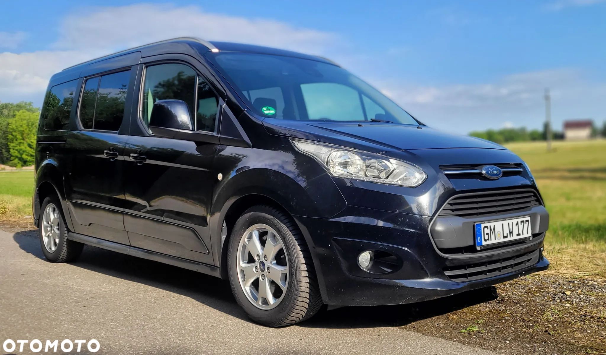 Ford Tourneo Connect Grand - 1