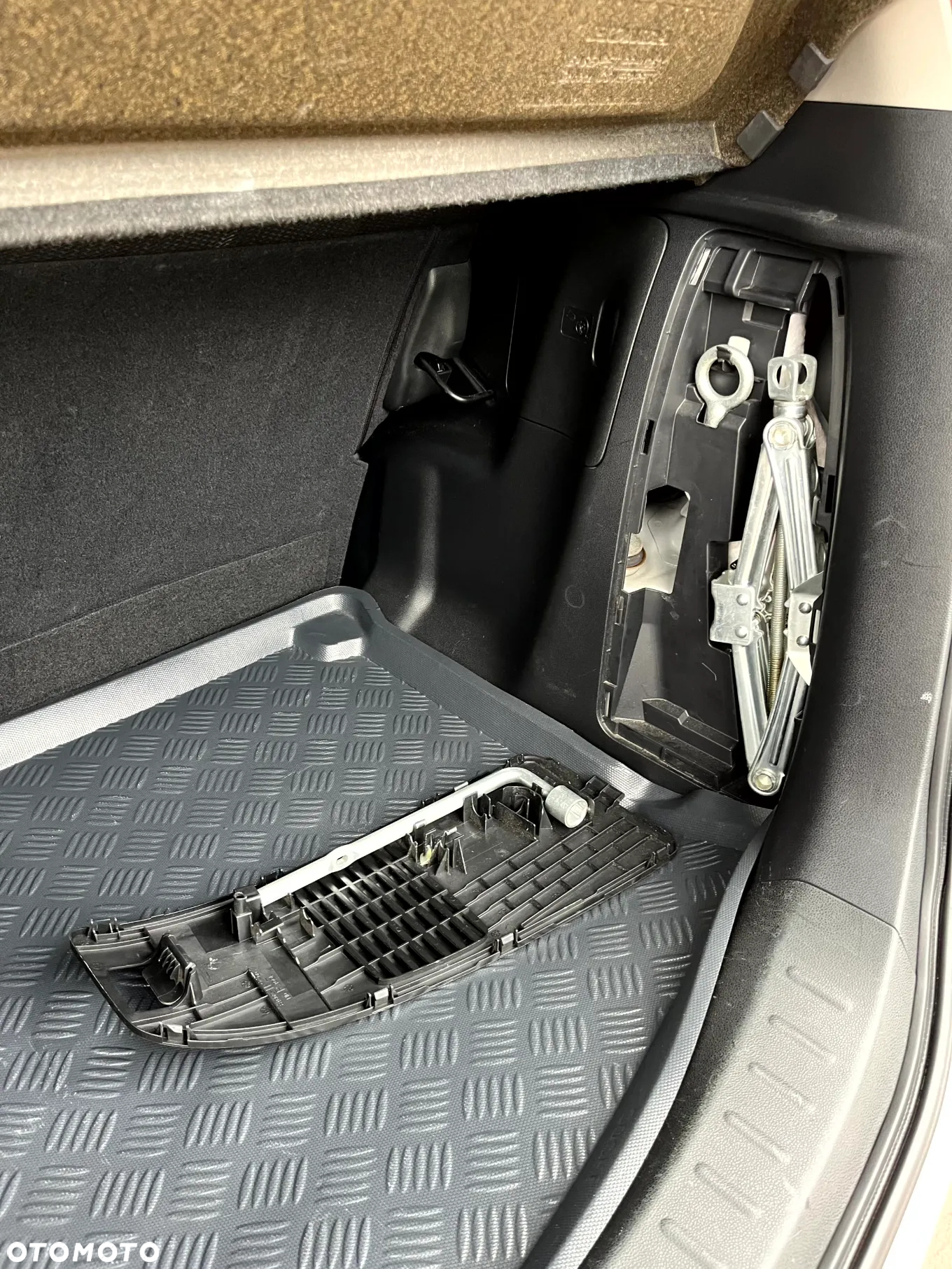 Honda Jazz 1.3 DSi i-VTEC IMA CVT Elegance - 12