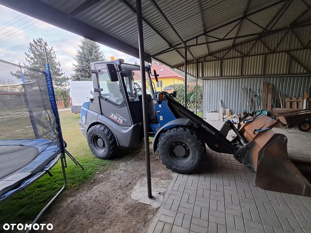 Hitachi Zw75 - 4