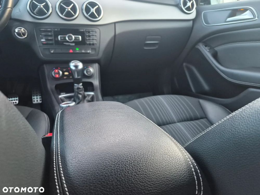 Mercedes-Benz Klasa B 200 BlueEFFICIENCY Edition 1 - 24