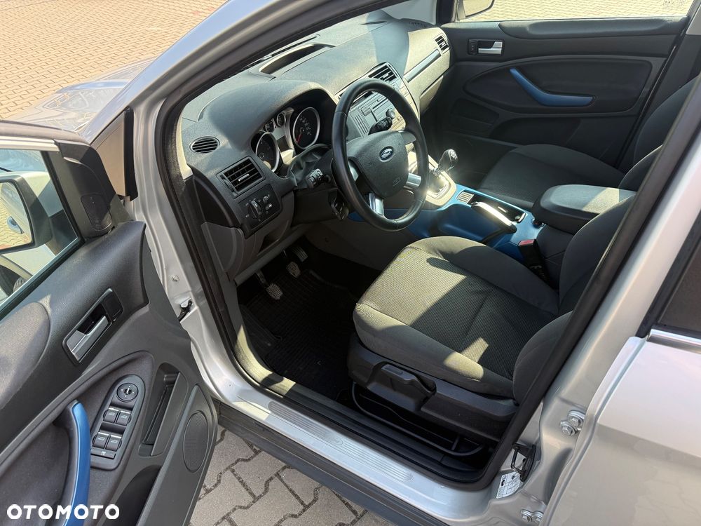 Ford Kuga 2.0 TDCi 2x4 Trend - 17