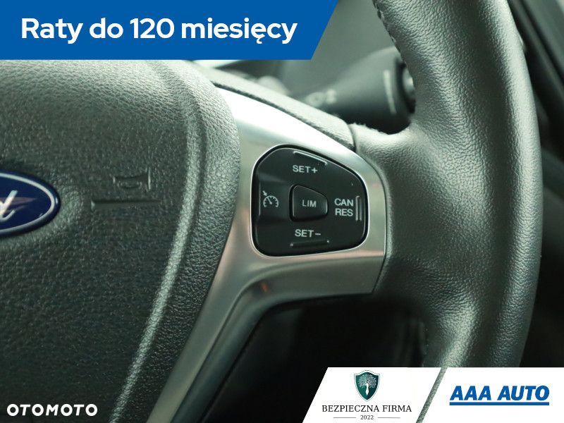 Ford Tourneo Courier - 16