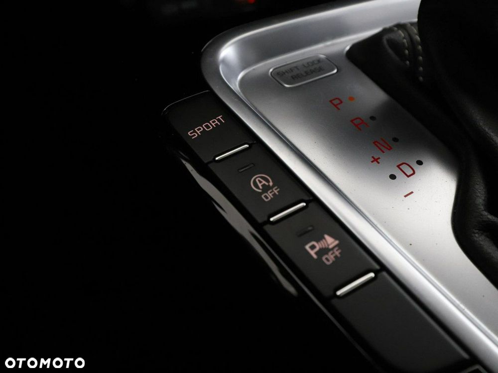 Kia ProCeed 1.4 T-GDI DCT7 OPF GT LINE - 32