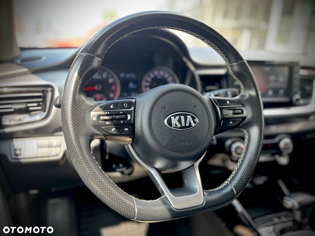 Kia Stonic 1.0 T-GDI L - 16