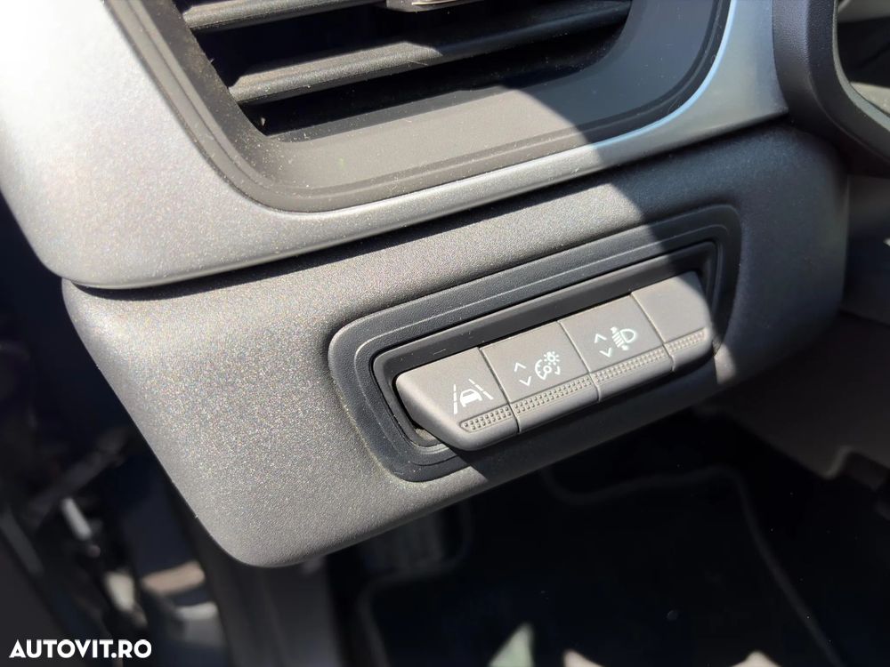 Renault Captur TCe 90 Equilibre - 19