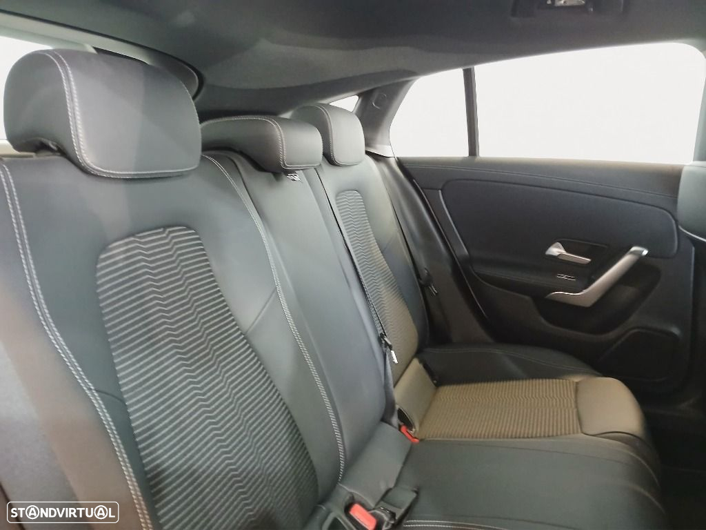 Mercedes-Benz CLA 180 d Shooting Brake Progressive Aut. - 11