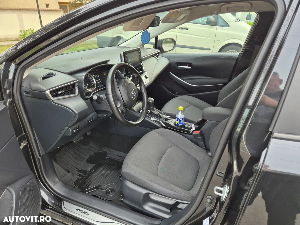 Toyota Corolla 1.8 Hybrid Comfort - 10