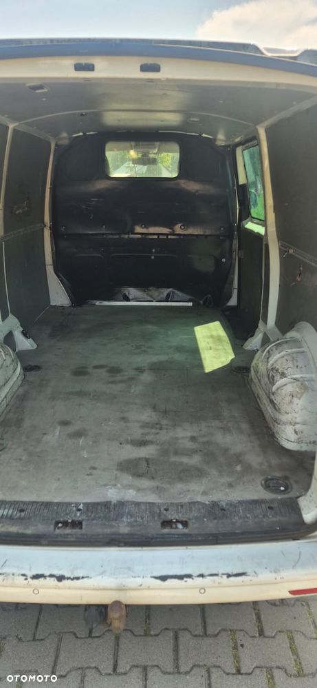 Volkswagen Transporter - 7