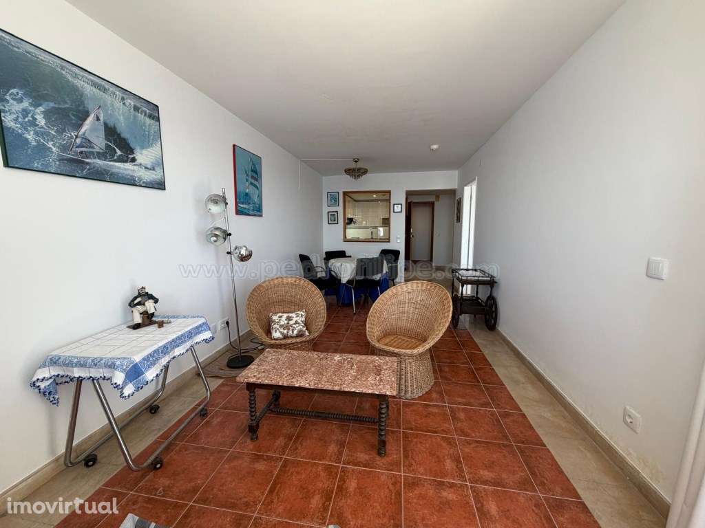 Espaçoso T1 com vista mar - Grande imagem: 4/12