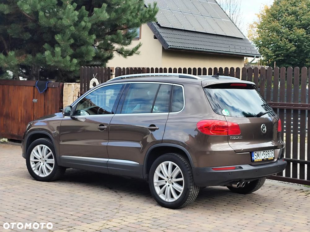 Volkswagen Tiguan 2.0 TDI DPF 4Motion Track & Field - 24