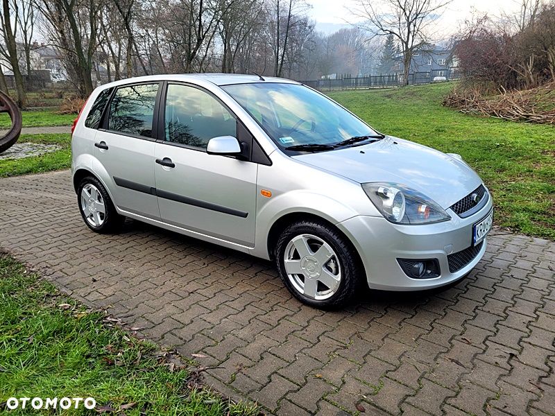 Ford Fiesta - 11