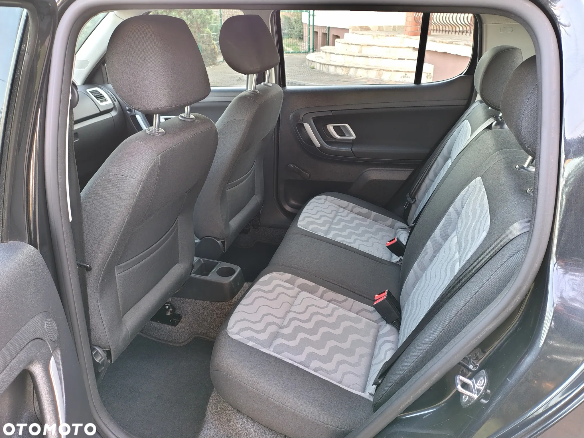 Skoda Fabia 1.4 16V Ambiente - 11