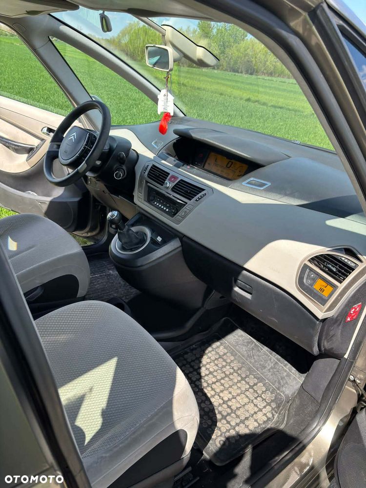 Citroën C4 1.6 HDi Impress - 7