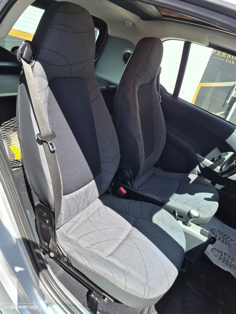 Smart ForTwo Coupé cdi softouch passion dpf - 14