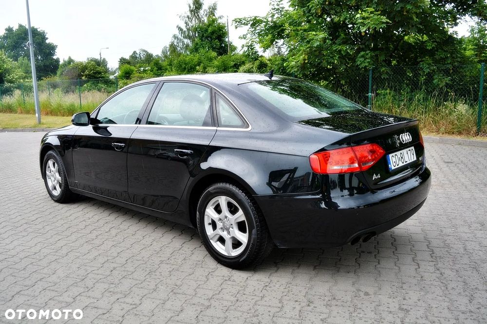Audi A4 Limousine 1.8 TFSI multitronic Attraction - 4