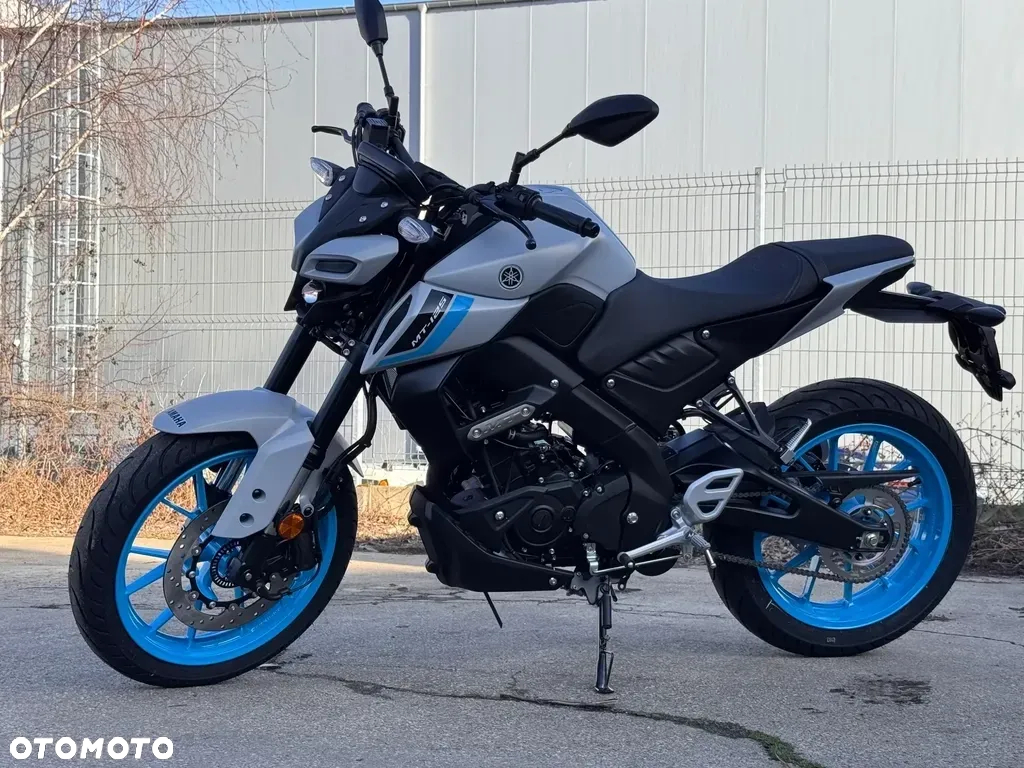 Yamaha MT - 2