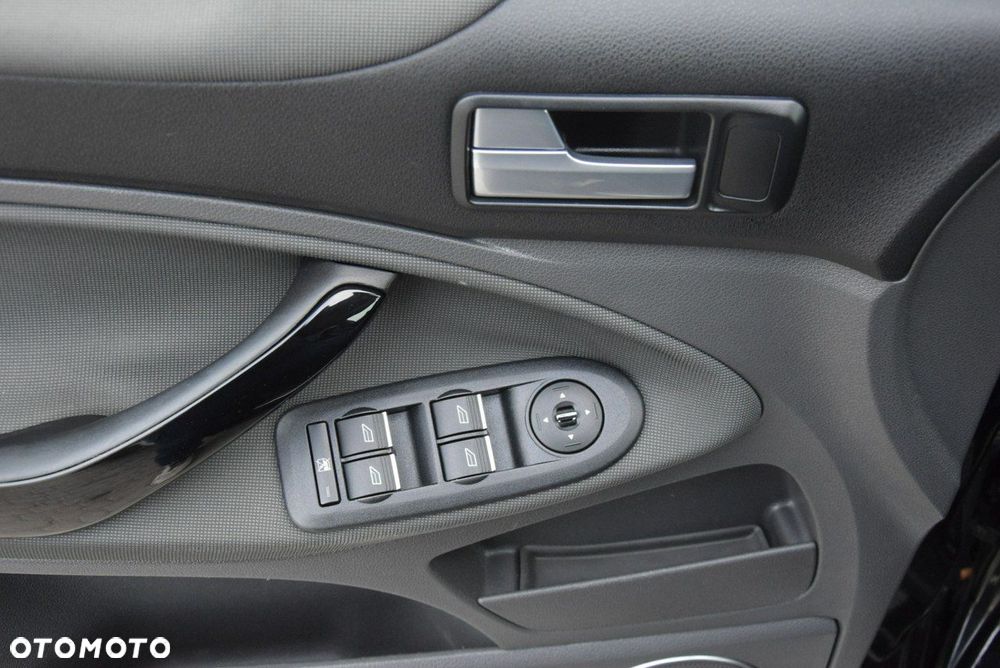 Ford Kuga 2.0 TDCi 4x4 Individual - 31