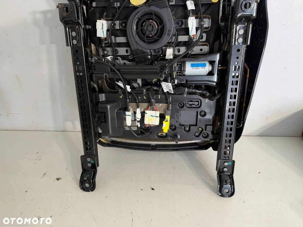 fotel pasażera przód siedzisko wentylowane kia sportage v 24- eu - 9