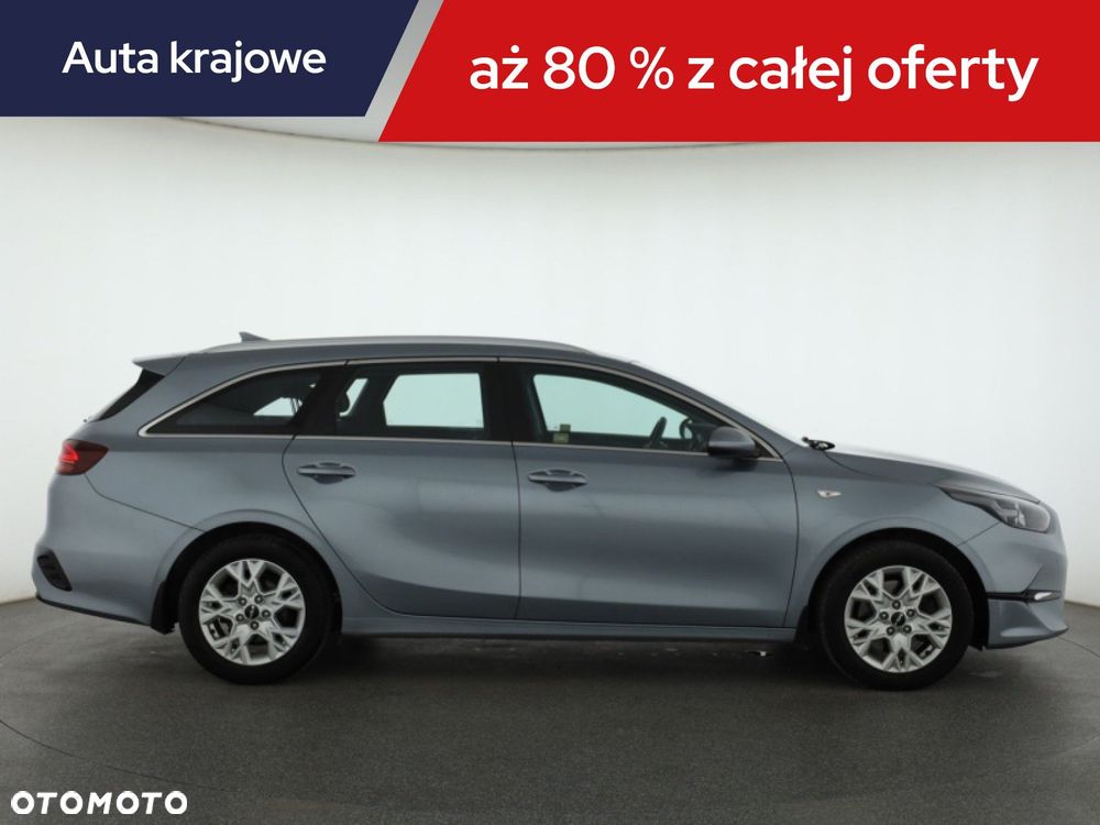 Kia Ceed - 8
