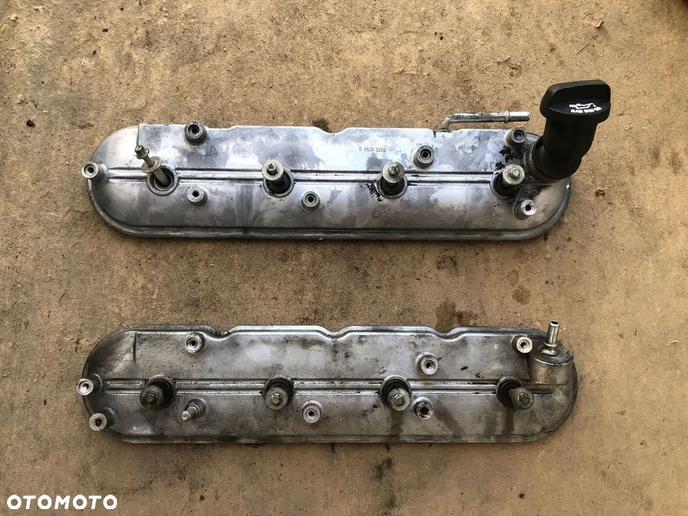 CADILLAC ESCALADE III 6,2 V8 2006-2014 POKRYWA ZAWORÓW - 3