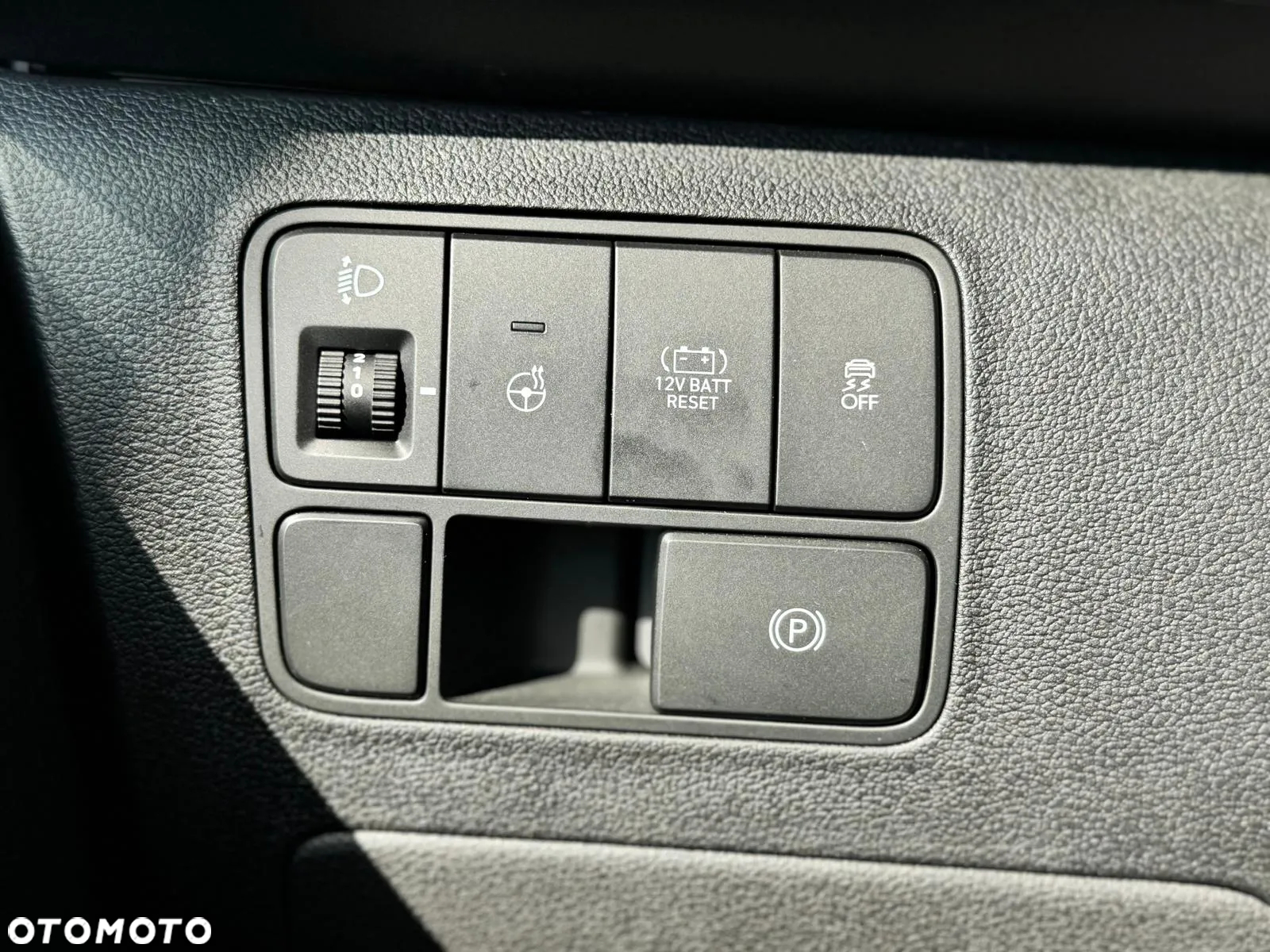 Hyundai Staria 1.6 T-GDI HEV Smart VIP - 8
