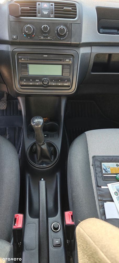 Skoda Fabia 1.2 HTP Ambiente - 15