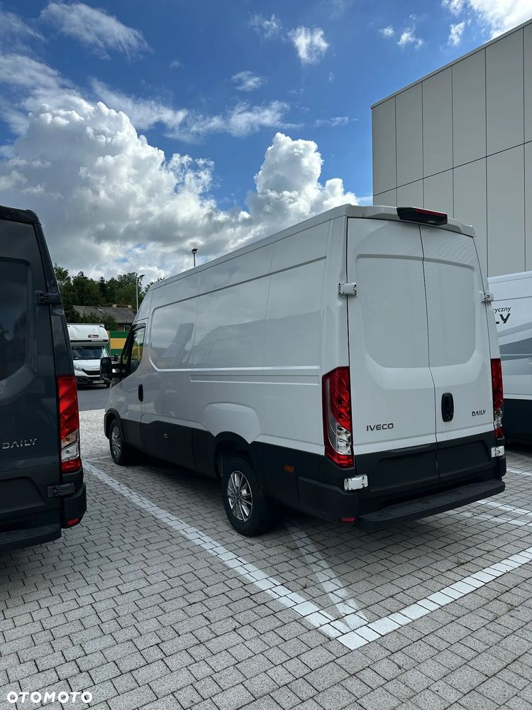 Iveco 35S18HA8V - 4