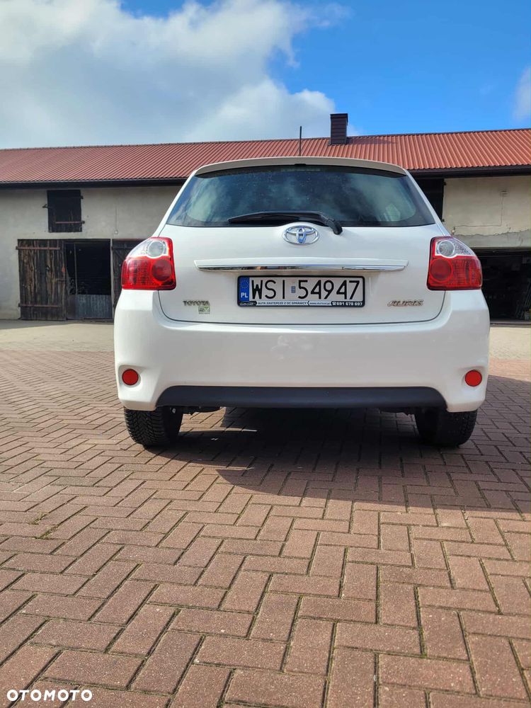 Toyota Auris 1.4 D-4D Active - 5