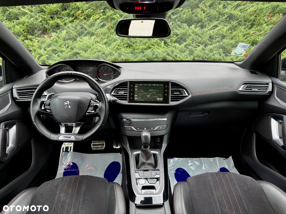 Peugeot 308 BlueHDi FAP 180 EAT8 Stop & Start GT - 31