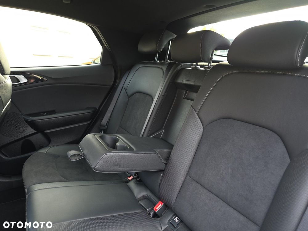 Kia XCeed 1.5 T-GDI Prestige Line DCT - 16