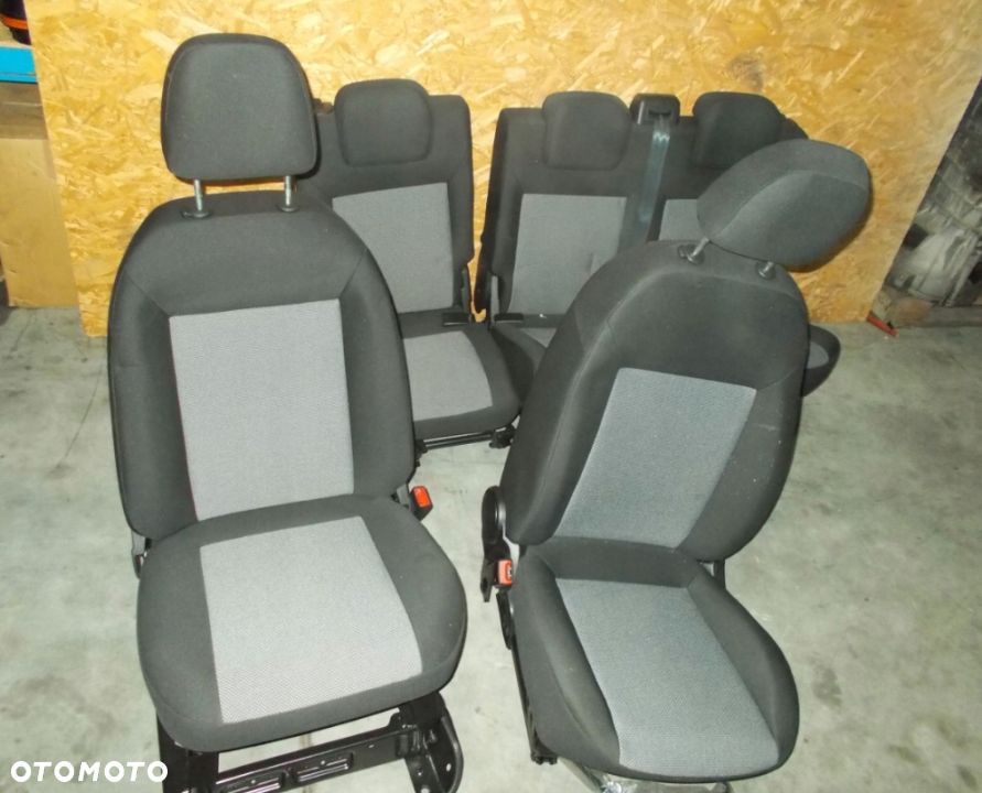 KOMPLET FOTELI FIAT DOBLO 2010- - 1
