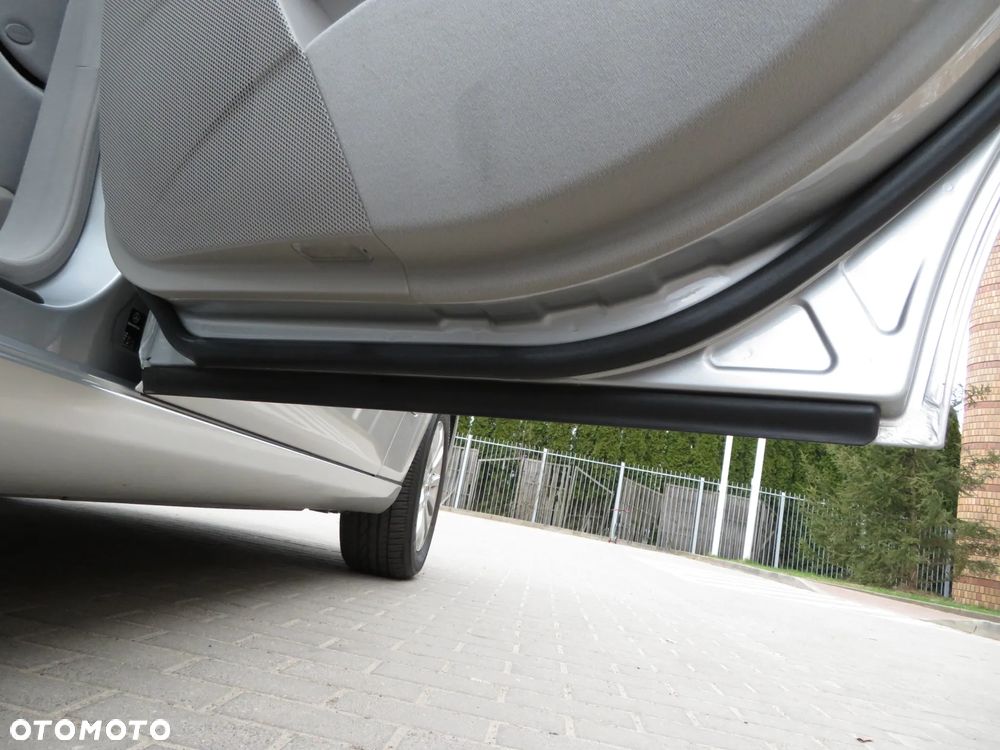 Mercedes-Benz Klasa E 320 Elegance - 36