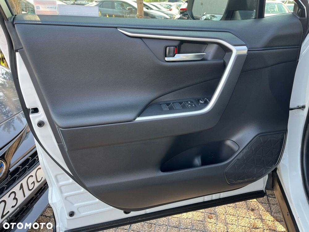 Toyota RAV4 2.5 Hybrid Selection 4x2 - 24