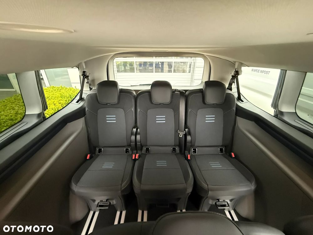 Ford Tourneo Custom 2.0 EcoBlue 320 L2 Active - 28